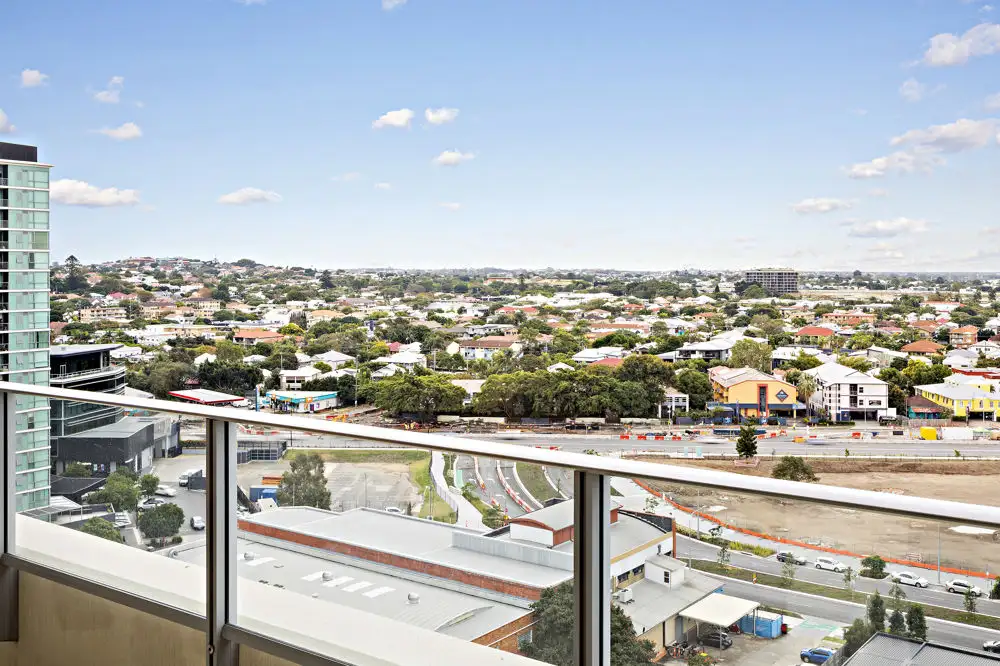 Main view of Homely unit listing, 4063/37C Harbour Road, Hamilton QLD 4007