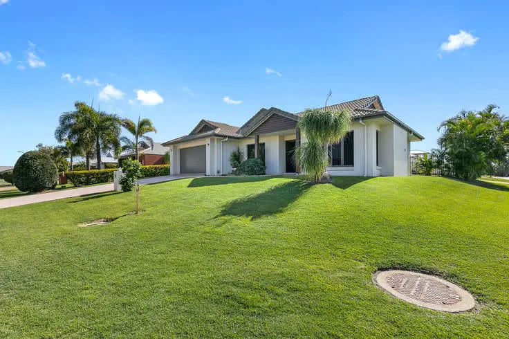 Second view of Homely house listing, 8 Lucas Drive, Burrum Heads QLD 4659