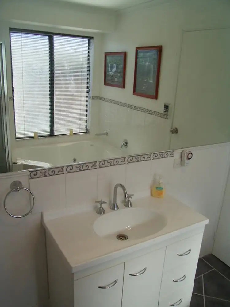 Sixth view of Homely house listing, 10 Blackwood  Ct, Mount Barker SA 5251