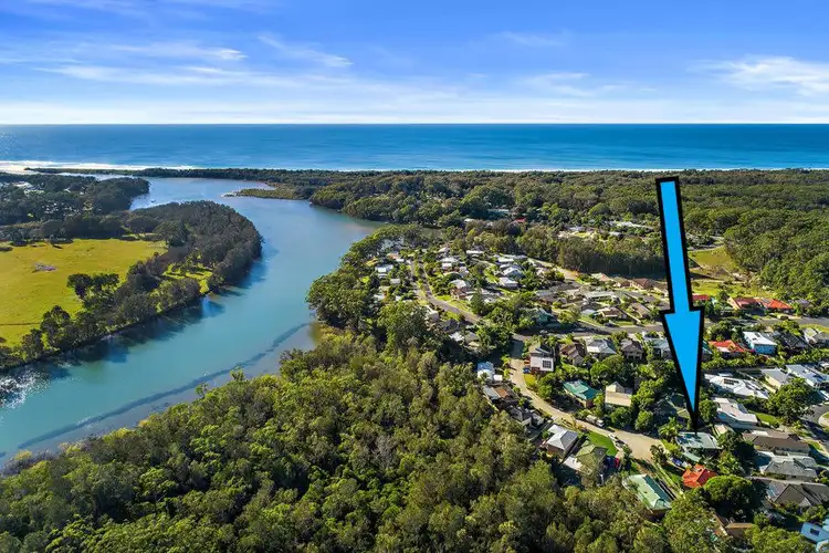 Second view of Homely house listing, 10 Doncaster Place, Hyland Park NSW 2448