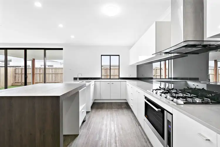 12 Eden Drive, Baringa QLD 4551