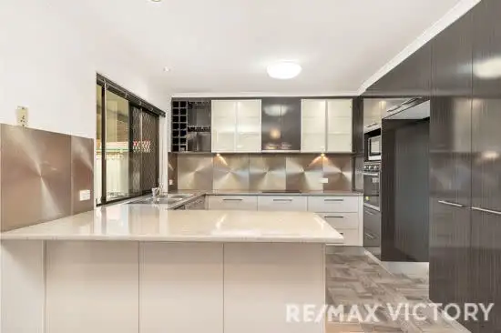 5 Farrer Court, Morayfield QLD 4506