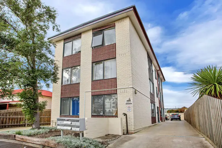 6/4-6 Harvey Street, Brunswick VIC 3056