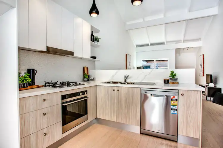 Fifth view of Homely townhouse listing, 2/195 Gordon Street, Coburg VIC 3058