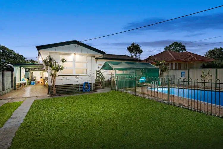 74 Steven Street, Redcliffe QLD 4020