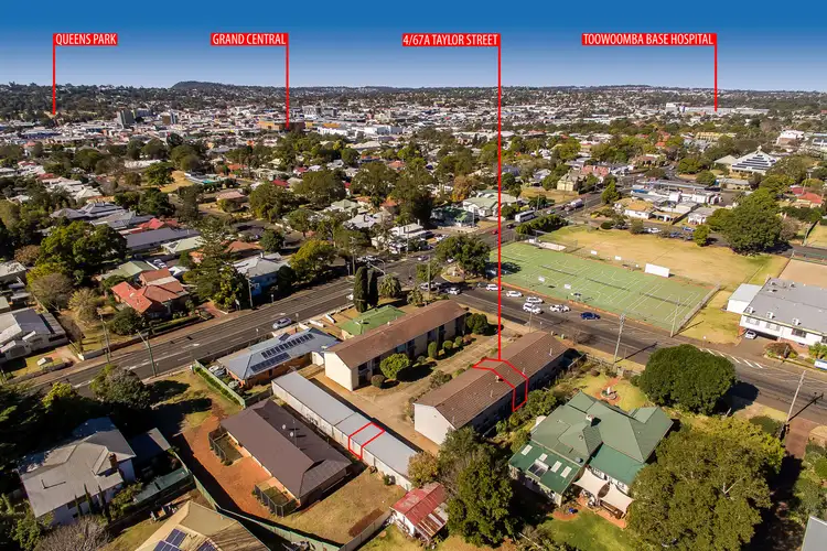 4/67A Taylor Street, Newtown QLD 4350