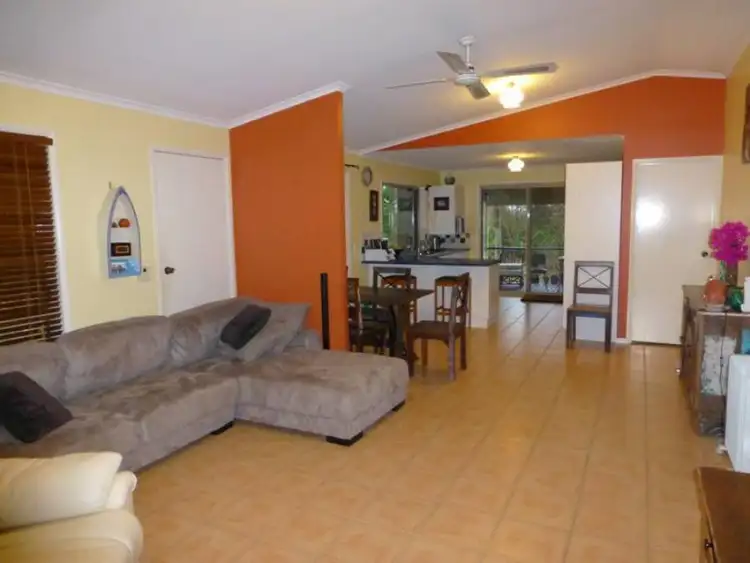 40 Haydn Dr, Kawungan QLD 4655