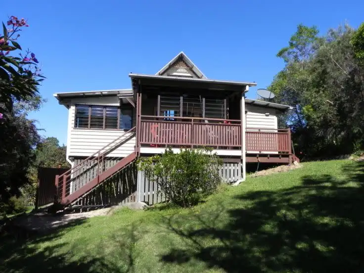21 Pinewood Circuit, Maleny QLD 4552
