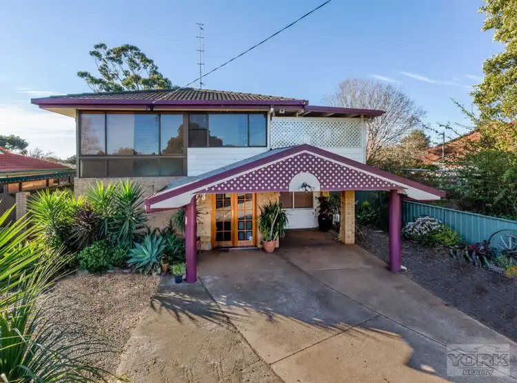 453 Stenner Street, Harristown QLD 4350