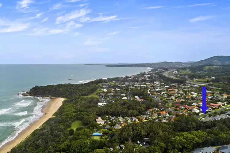 35 Crystal Dr, Sapphire Beach NSW 2450