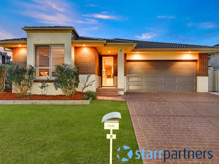 8 Goodenia Road, Mount Annan NSW 2567