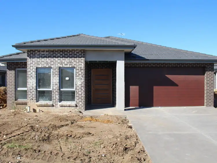 14 Dutton Street, Spring Farm NSW 2570