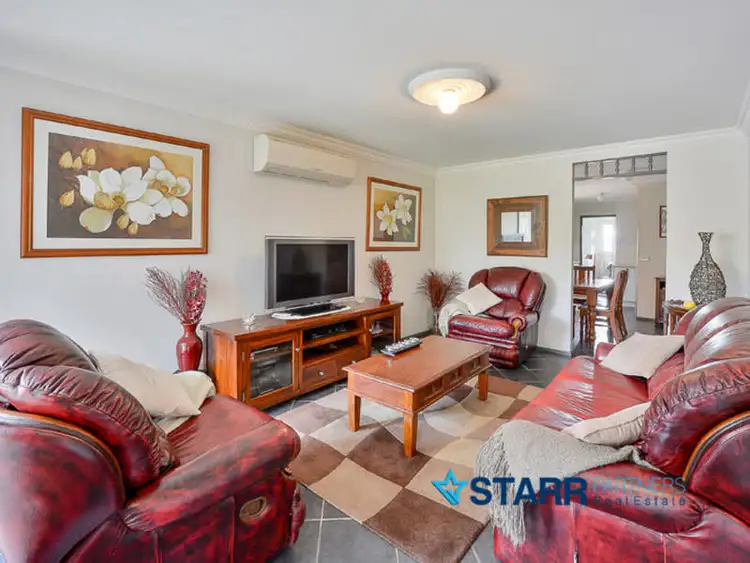 Second view of Homely house listing, 5 Scobie Pl, Mount Annan NSW 2567