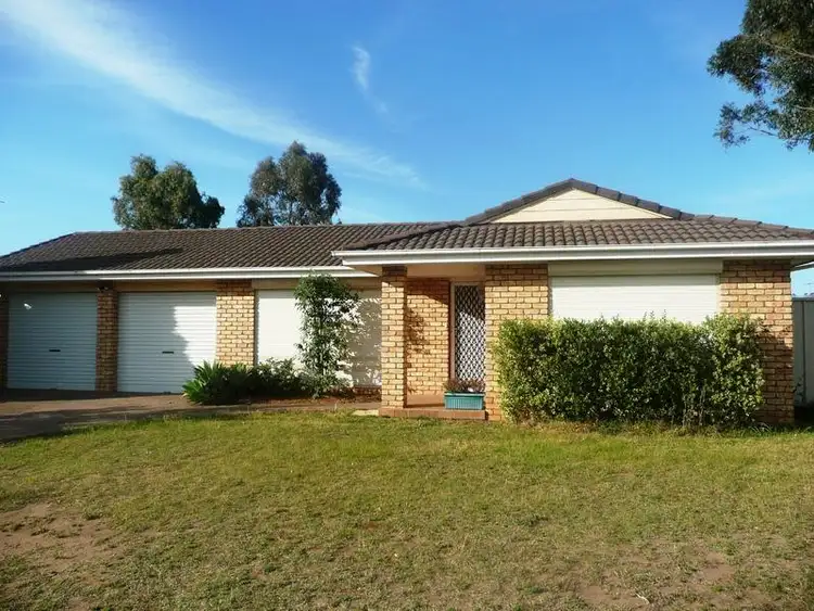 5 Francisco Crescent, Rosemeadow NSW 2560