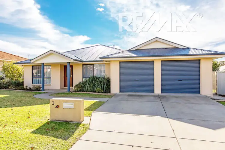 2 Yeomans Place, Kooringal NSW 2650
