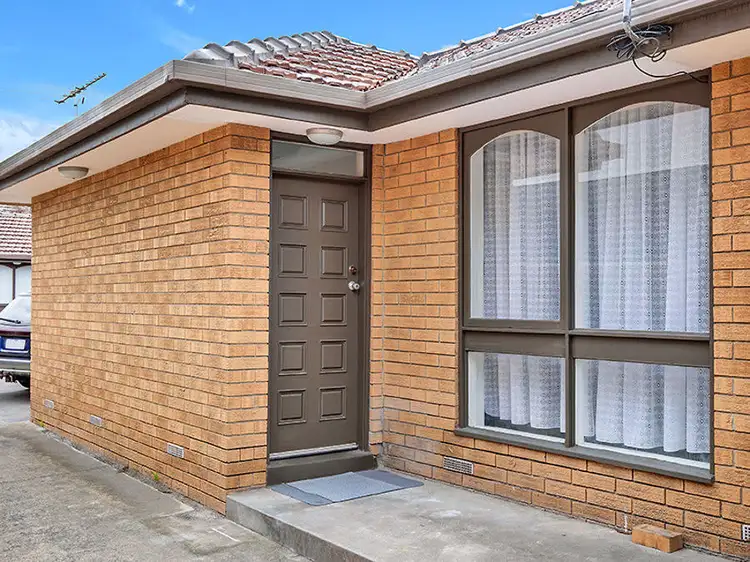 2/12 Garden Street, Brunswick VIC 3056
