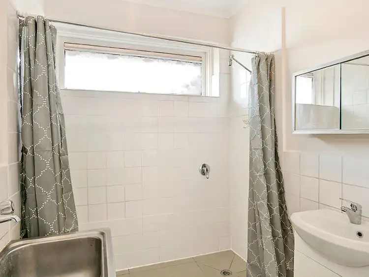Sixth view of Homely unit listing, 2/12 Garden Street, Brunswick VIC 3056