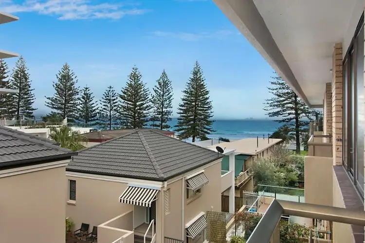 7/7 Eden Avenue, Rainbow Bay QLD 4225