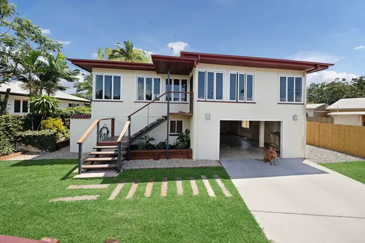 220 Woodward Street, Whitfield QLD 4870