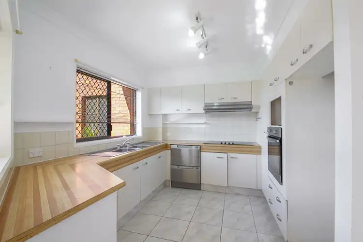 Sixth view of Homely unit listing, 3/79 Queen Street, Southport QLD 4215