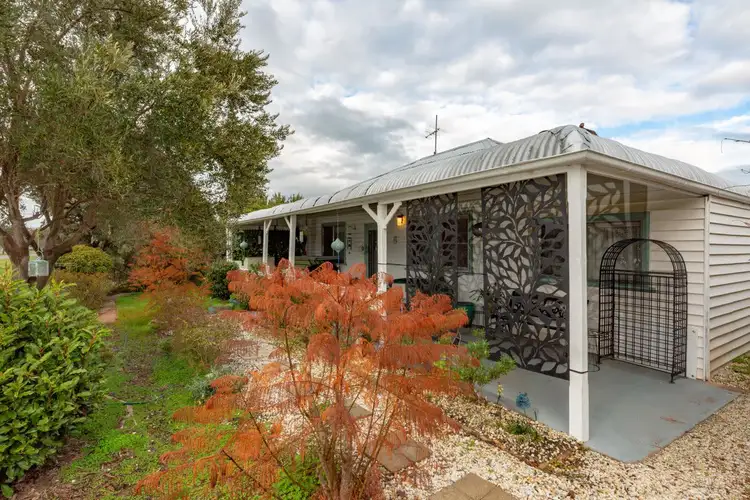 56 Comer Street, Henty NSW 2658