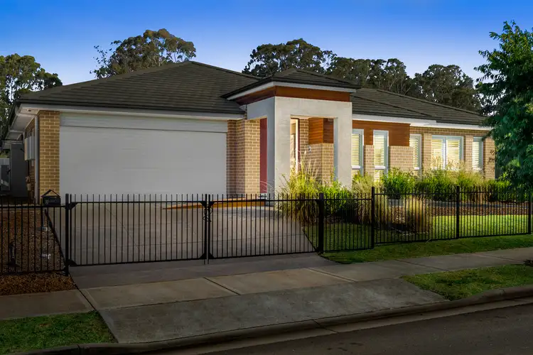 2 Matcham Street, Jordan Springs NSW 2747
