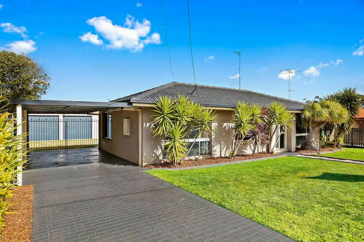 18 Blue Gum Drive, Newtown QLD 4350