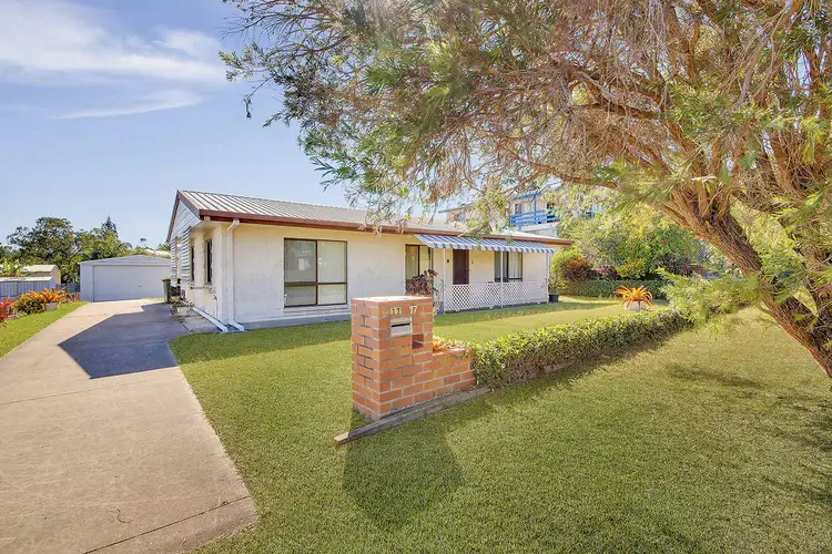 17 Pelican Street, Emu Park QLD 4710