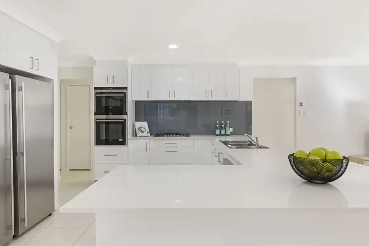 Fourth view of Homely house listing, 20 Peebles Pl, Chapel Hill QLD 4069