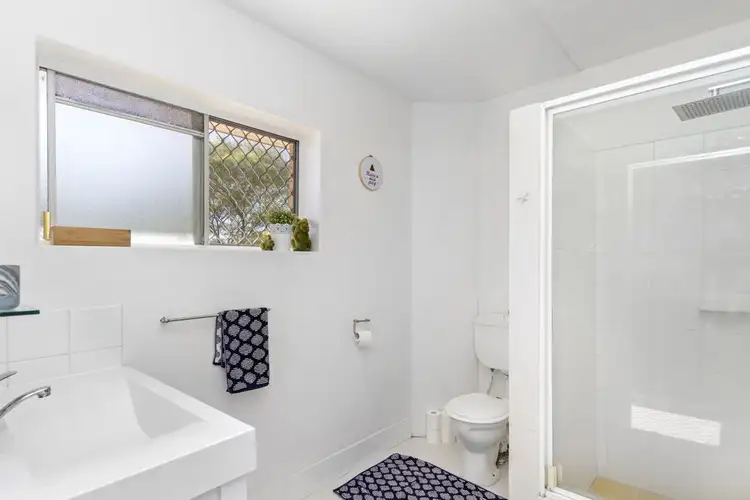 Sixth view of Homely unit listing, 5/61 Park Road, Wooloowin QLD 4030