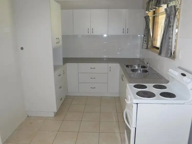 Second view of Homely house listing, 7 Oxley Court, Granville QLD 4650