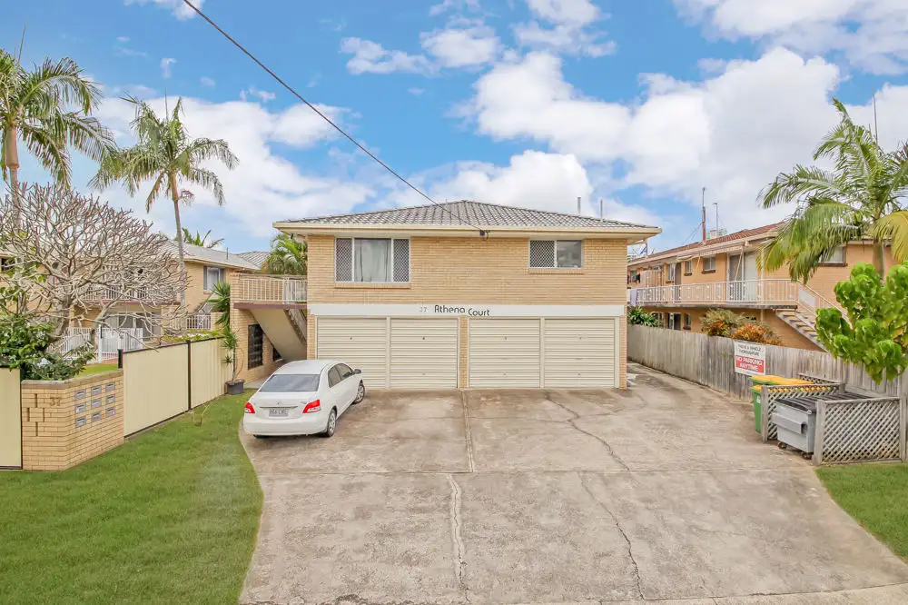 Main view of Homely unit listing, 4/37 Burra Street, Chevron Island QLD 4217