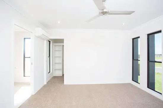 Seventh view of Homely house listing, 4 Dexter Court, Mount Pleasant QLD 4740