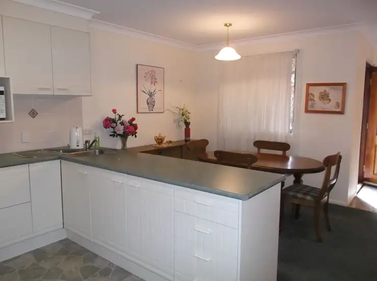 Fifth view of Homely unit listing, Unit 8 25 Granite Street, Stanthorpe QLD 4380