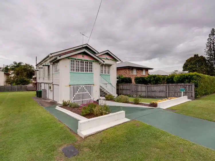 16 Hutchins Street, Kedron QLD 4031