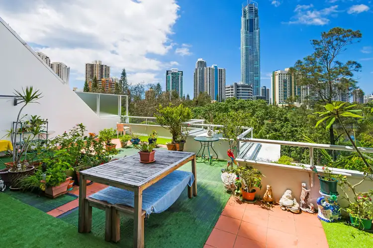 309/70 Remembrance Drive, Surfers Paradise QLD 4217