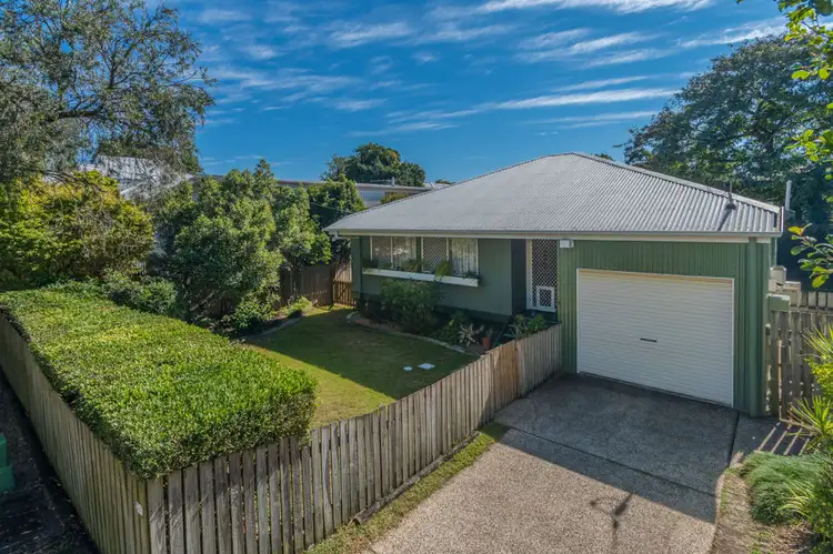 29 Bank Rd, Graceville QLD 4075