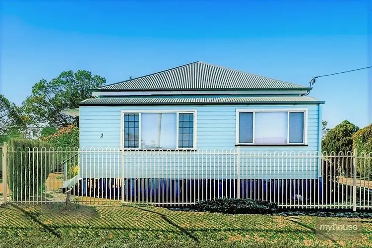 2 Aspect Street, North Toowoomba QLD 4350