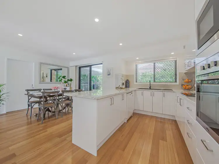 Sixth view of Homely house listing, 5 Janine Street, Wynnum West QLD 4178