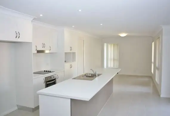 Second view of Homely house listing, 1/76 Ocean View Rd, Gorokan NSW 2263