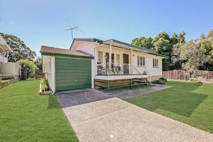 15 Gladstone Street, Oxley QLD 4075