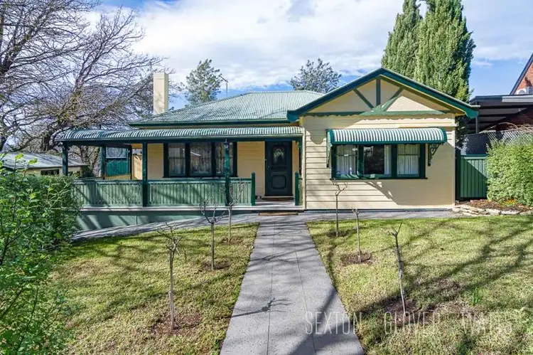 9 Pine Avenue, Hahndorf SA 5245