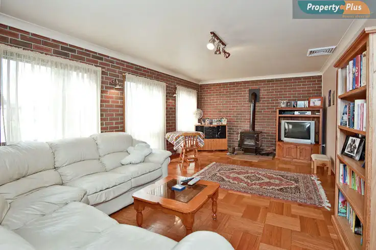 Fifth view of Homely house listing, 7 Rainbow Place, St Clair NSW 2759