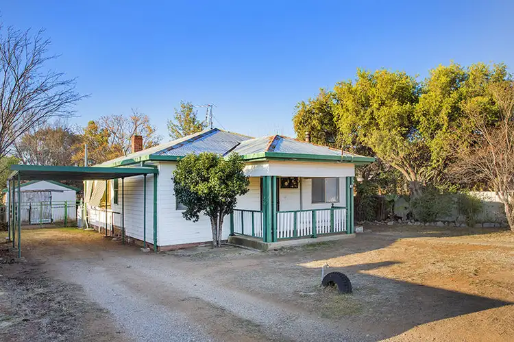 32 Anthony Road, Tamworth NSW 2340