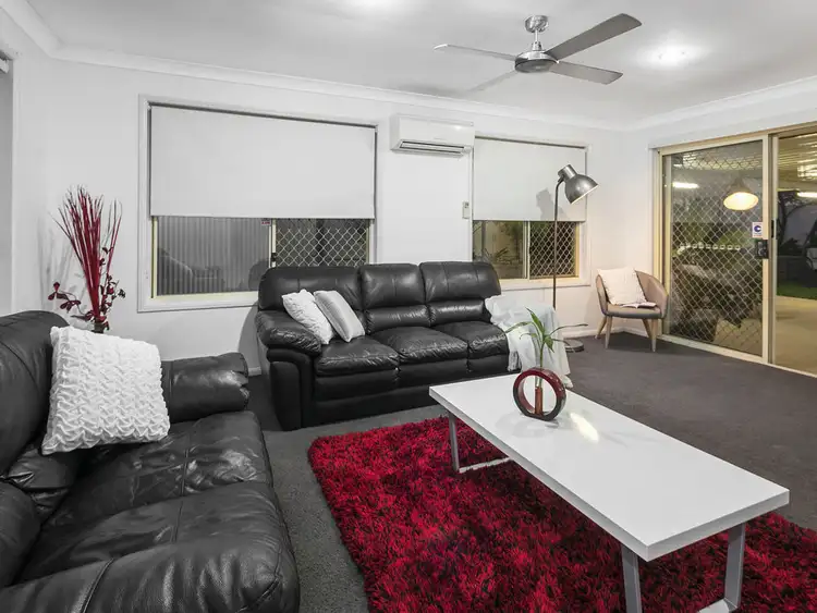 Third view of Homely house listing, 8 Jacqueline Place, Wynnum West QLD 4178