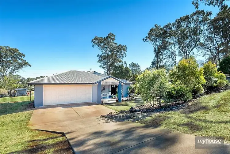 Second view of Homely house listing, 10 Debbie Court, Highfields QLD 4352