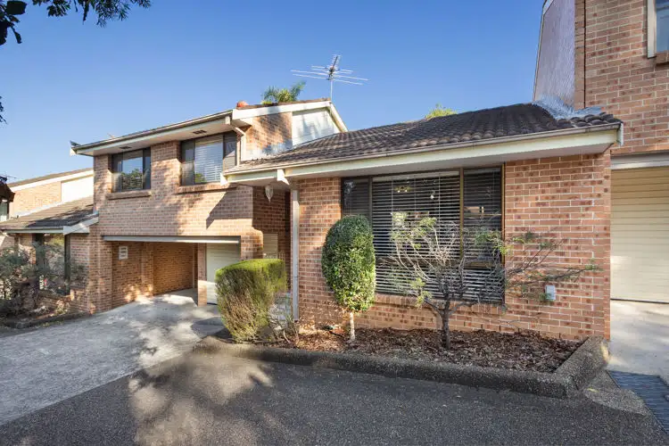 Main view of Homely townhouse listing, 2/140 Dunmore Street, Wentworthville NSW 2145