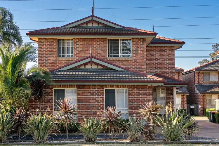 1/5-7 Eton Road, Cambridge Park NSW 2747