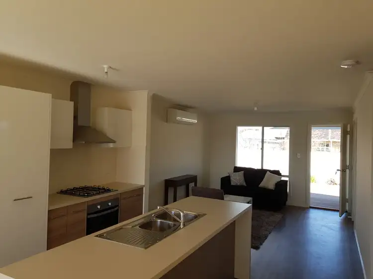Second view of Homely house listing, 7/6 Hindmarsh Road, Murray Bridge SA 5253