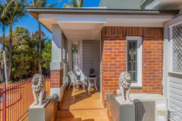 52 Taylor Street, Newtown QLD 4350